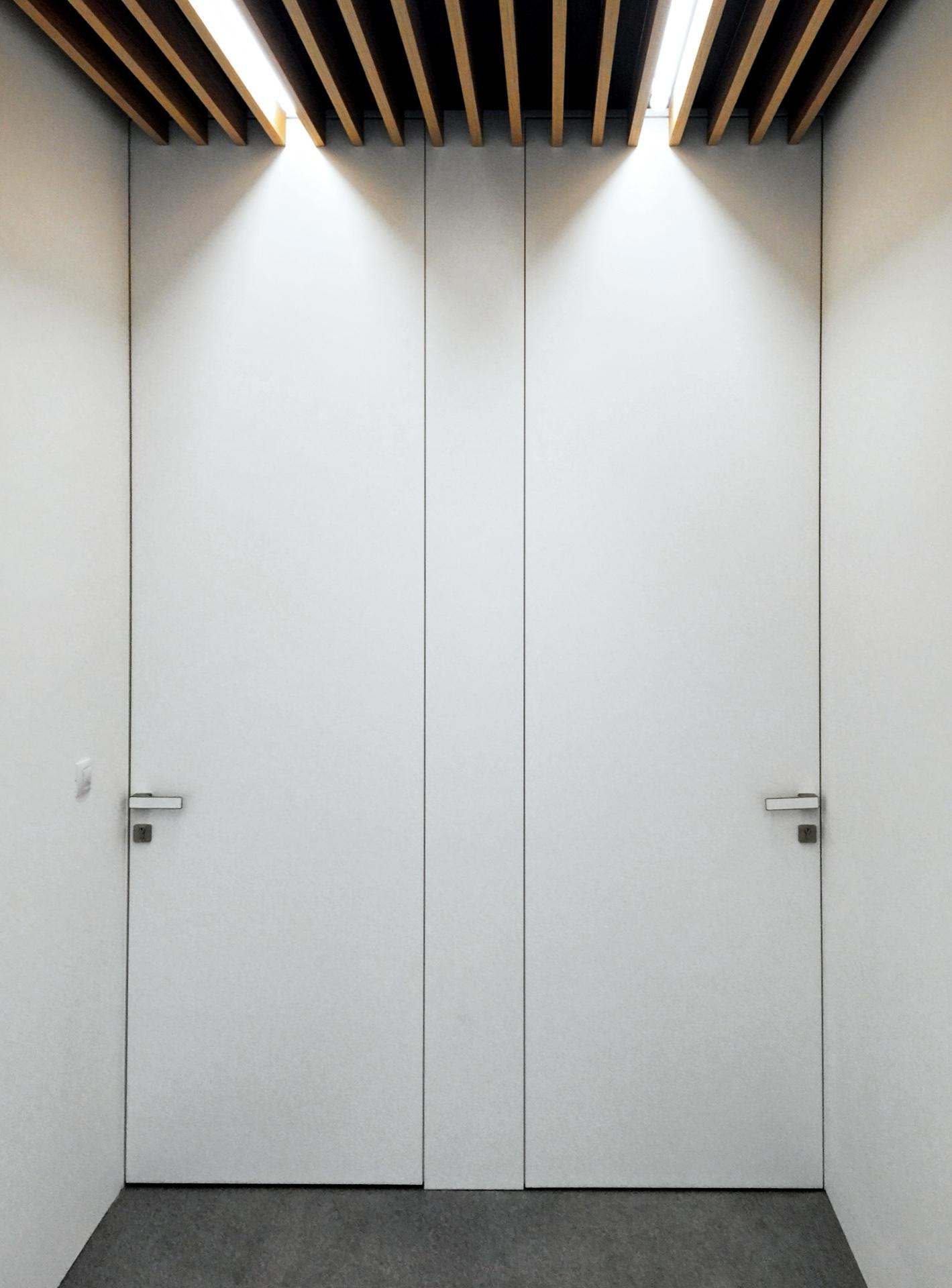 Dvere - Administratívna budova Martin